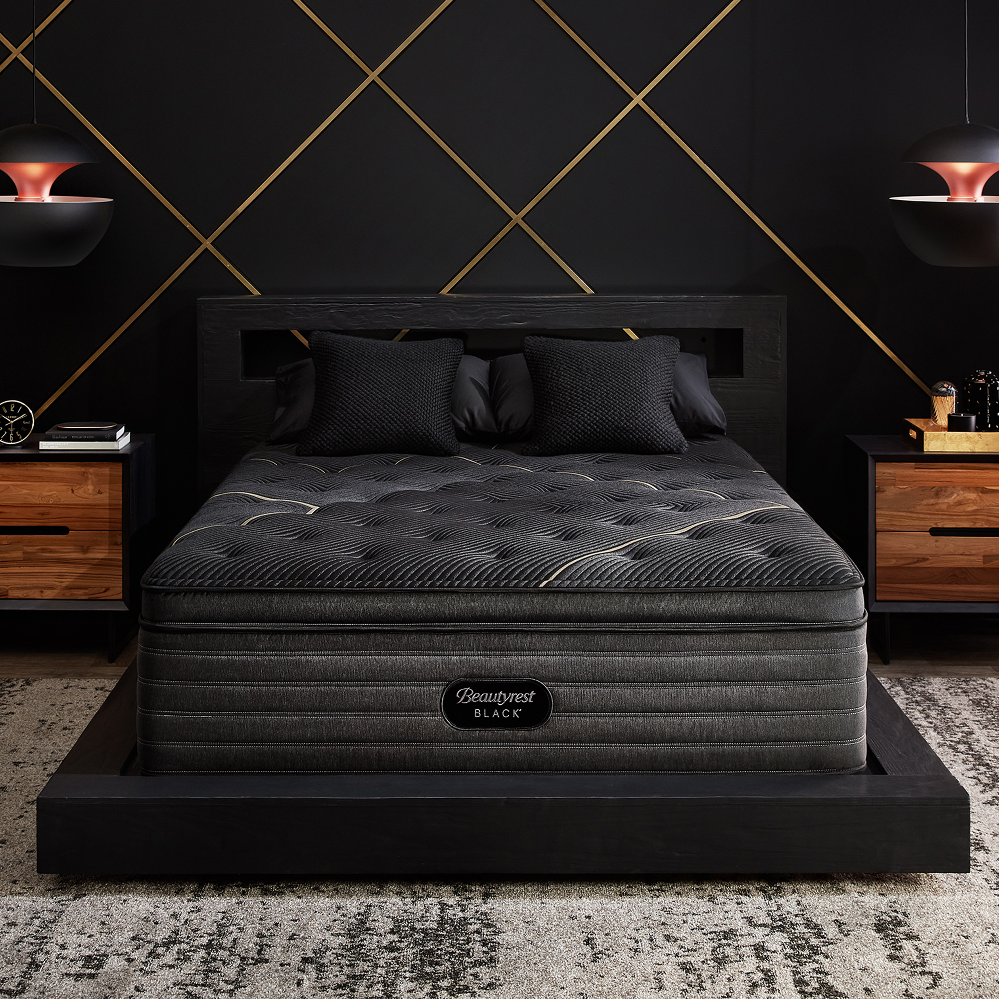 https://www.baersmattressden.com/wp-content/uploads/2019/05/01_BRB22_Black_K-Class_PLPT_Room_Front_pillows_2000X2000.jpg